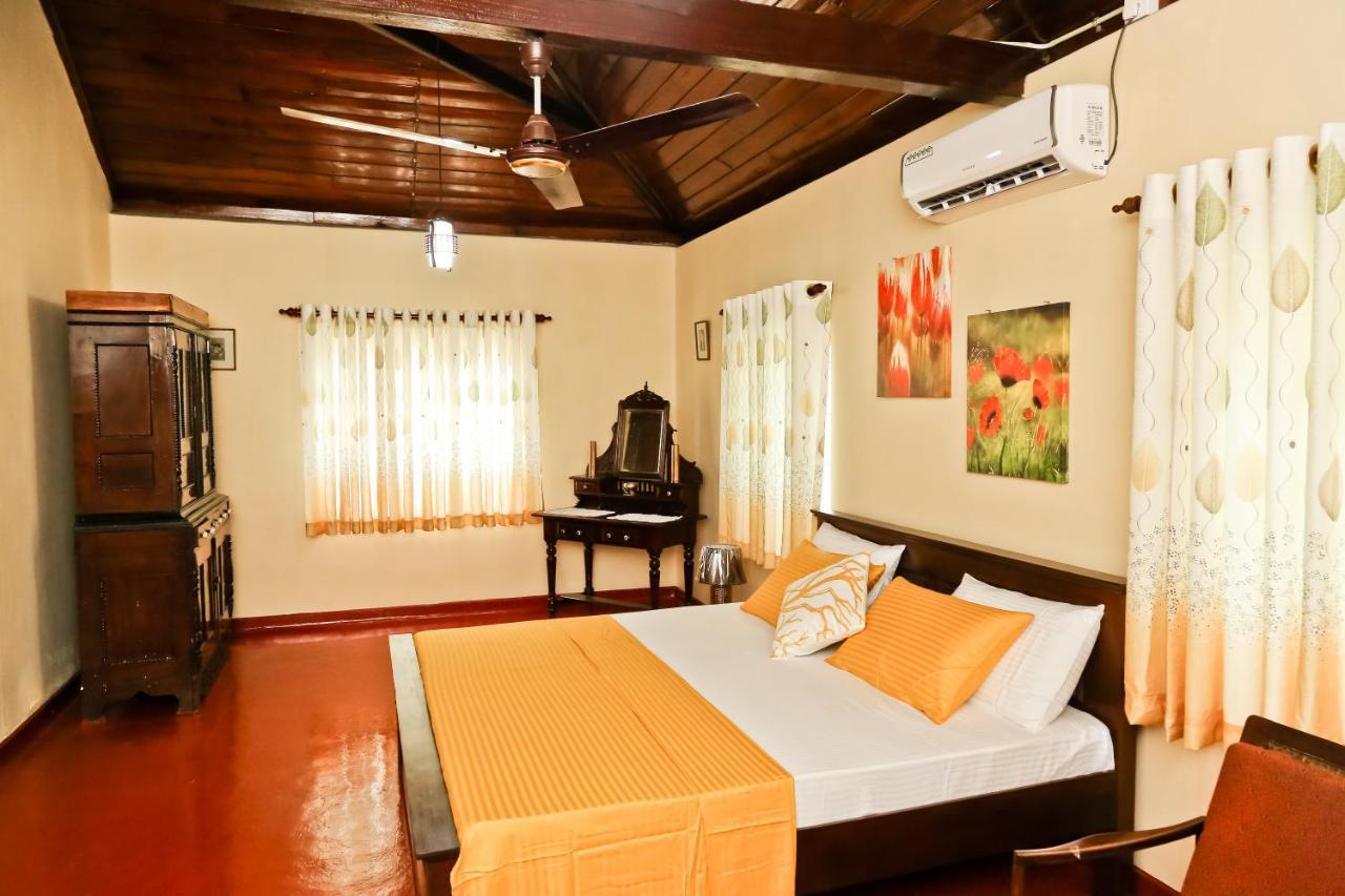 Merlyn Villa Negombo Exterior photo